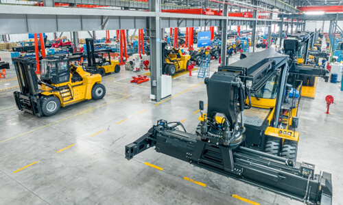 port machinery