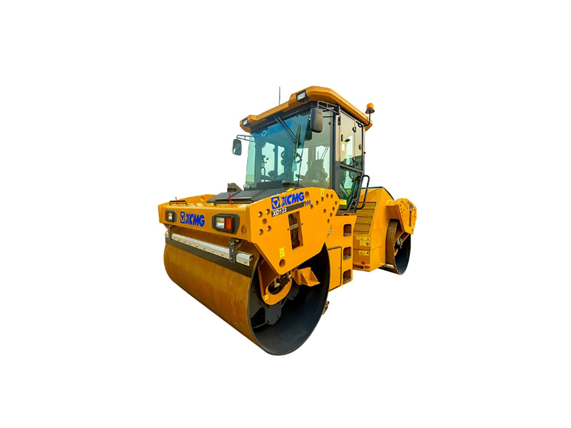 XD123 Tandem Roller