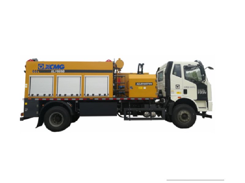 XLY605B Pavement maintenance vehicle