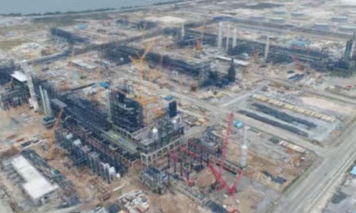 Construction of Refinery