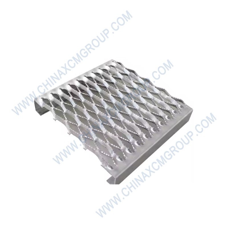 310705443 Anti-Skid Plate
