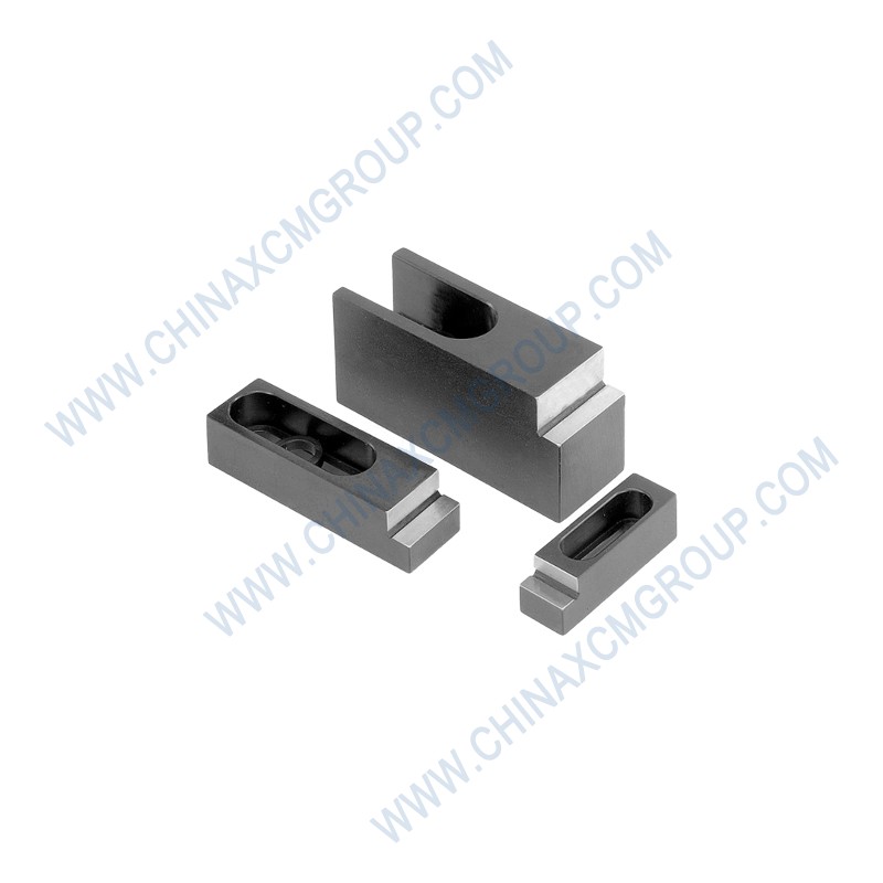 860124163 Retainer