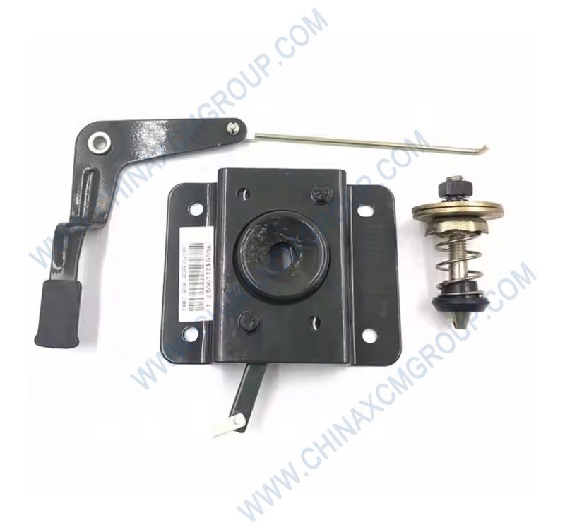 400403476 Locking Hood